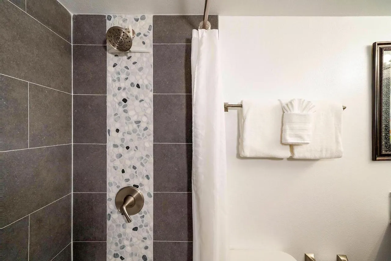 Holiday home Kamaole Sands 4-213, Designer Condo, Split Ac Wailea  United States