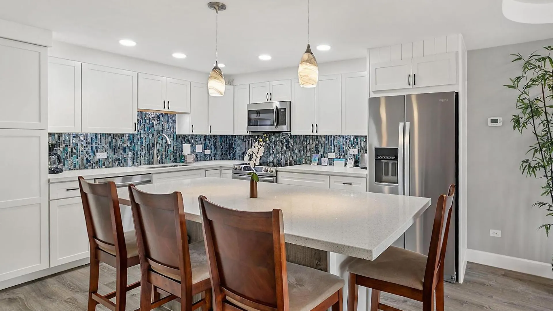 Kamaole Sands 4-213, Designer Condo, Split Ac Wailea