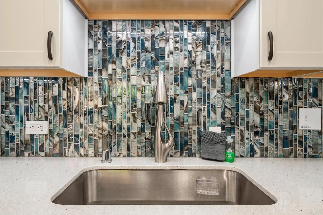 ויילי Kamaole Sands 4-213, Designer Condo, Split Ac