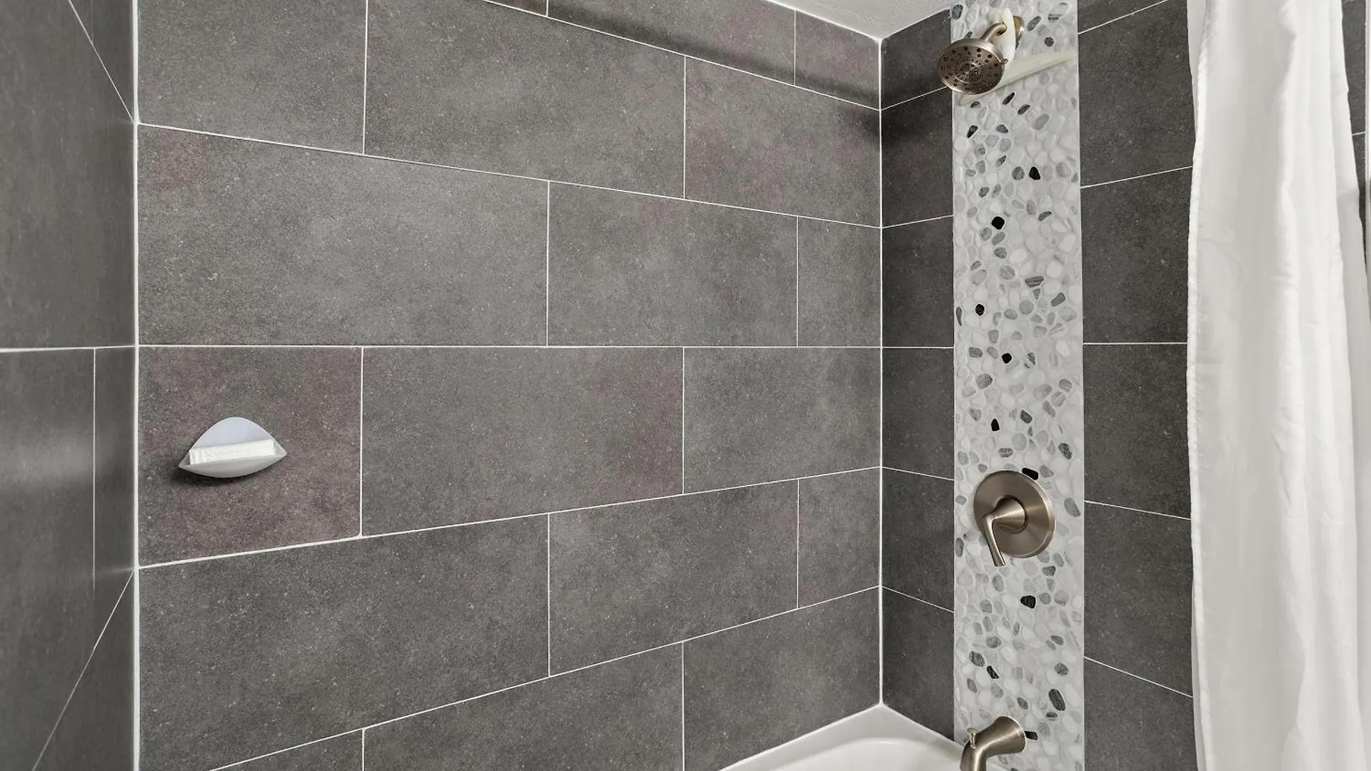 ויילי Kamaole Sands 4-213, Designer Condo, Split Ac ארצות הברית