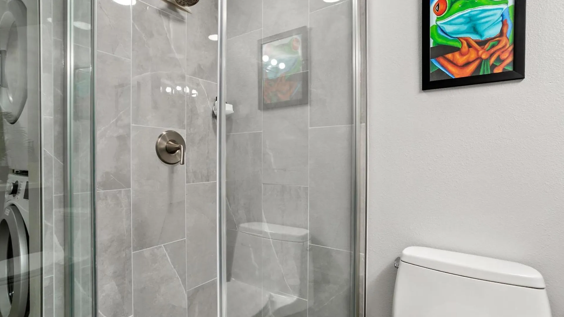 בית נופש ויילי Kamaole Sands 4-213, Designer Condo, Split Ac